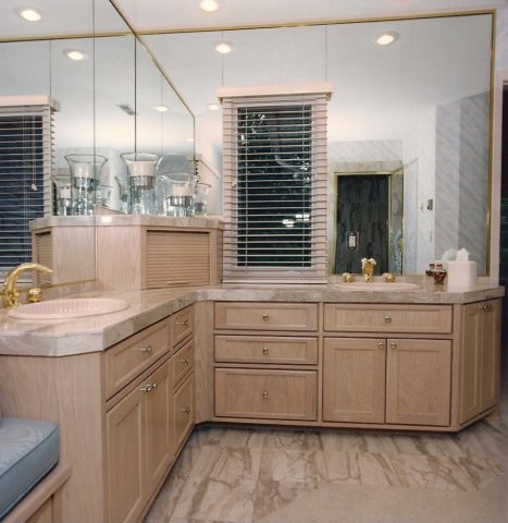 bathrooms77.jpg
