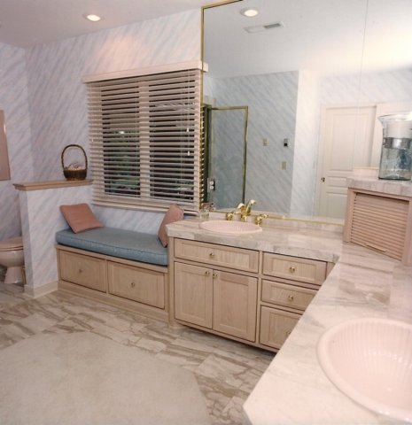 bathrooms79.jpg